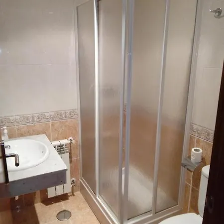 Pension Aneira 3* Puebla de Trives