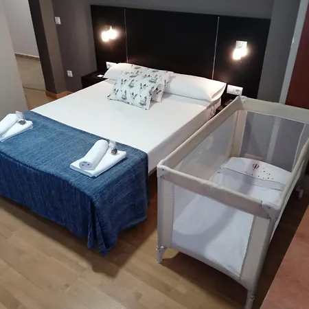 Pension Aneira Guest house Puebla de Trives