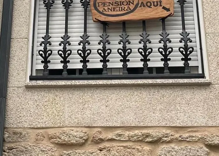 Pensionat Pension Aneira 3*